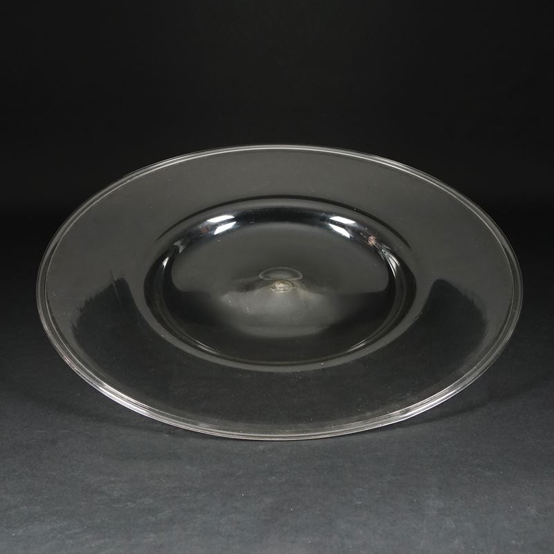 Centrotavola di forma circolare in vetro soffiato trasparente, Murano