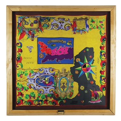 Gianni Versace, Foulard in seta gialla