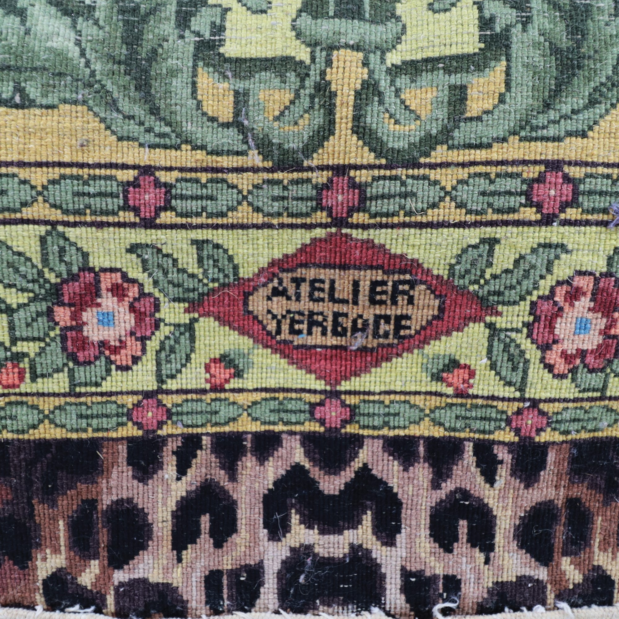 Gianni Versace, Tappeto Home Signature in lana policroma