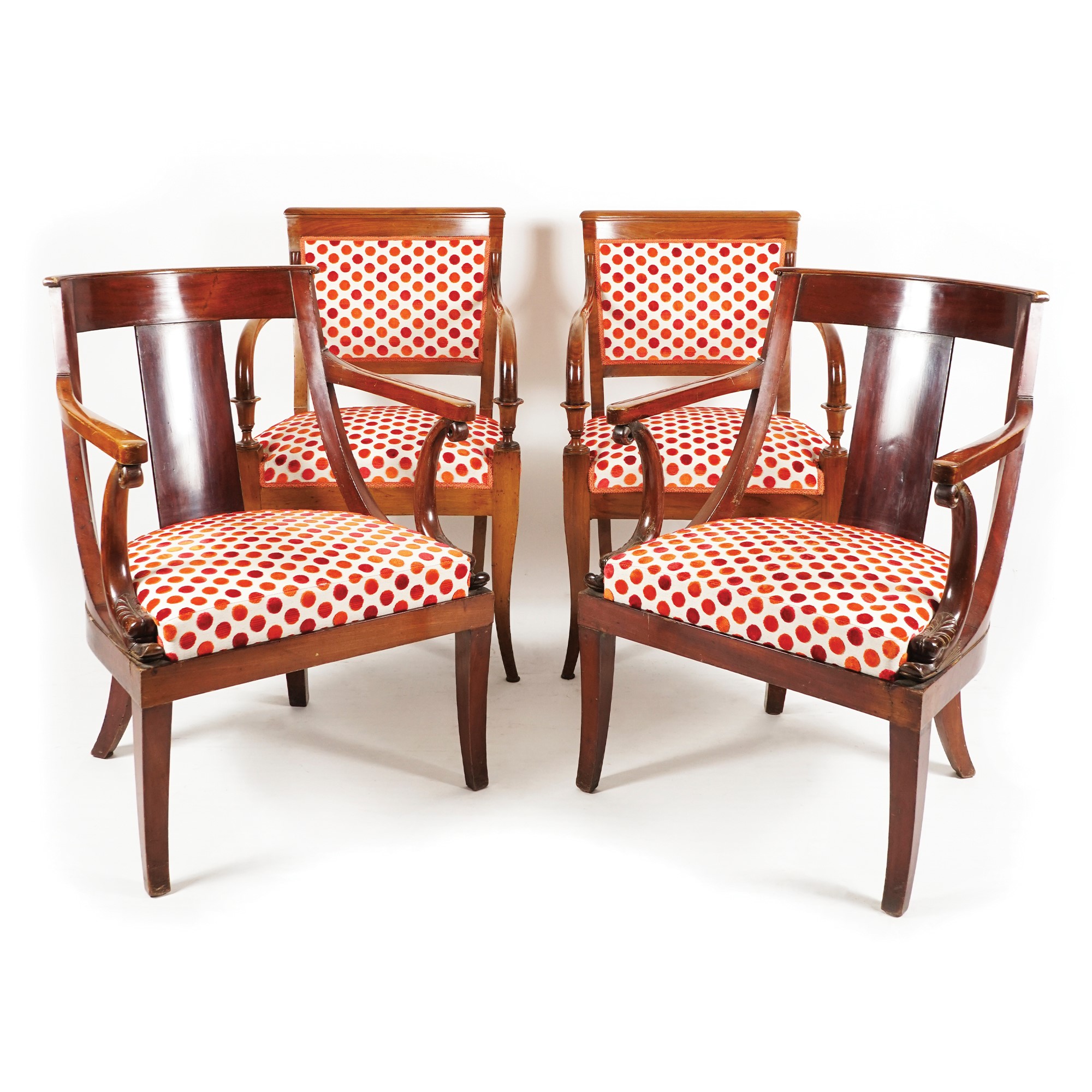 Divano e quattro poltrone di noce, XIX secolo