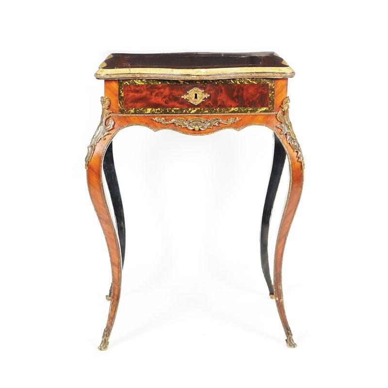 Mobile toletta impiallacciato in radica e bois de rose, Francia, periodo Napoleone III
