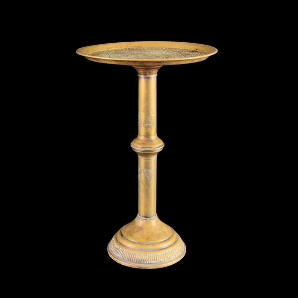 Gueridon in ottone, arte araba, inizi del XX secolo