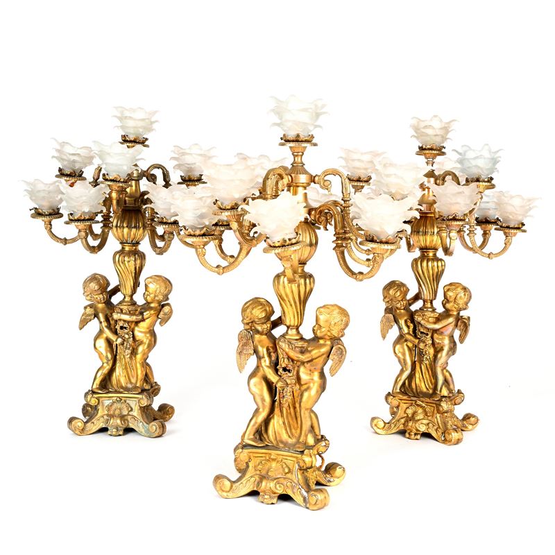 Tre Candelabri in Bronzo Dorato a Dieci Luci Ciascuno