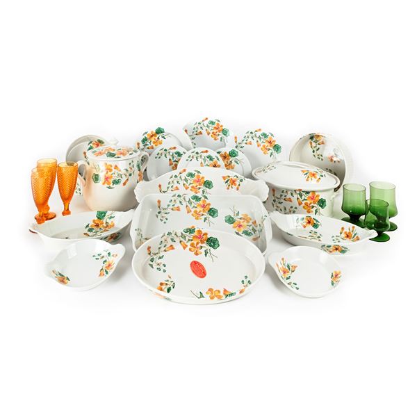 Servizio di piatti Les Capucines in porcellana resistente al fuoco, Francia, Pillivuyt