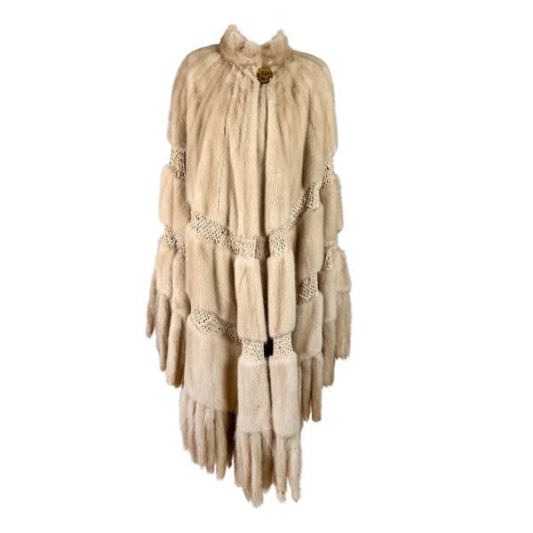 Mantella in visone color avorio, Aniello De Santis