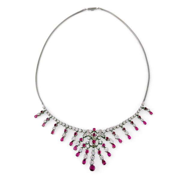 Collier con brillanti e rubini