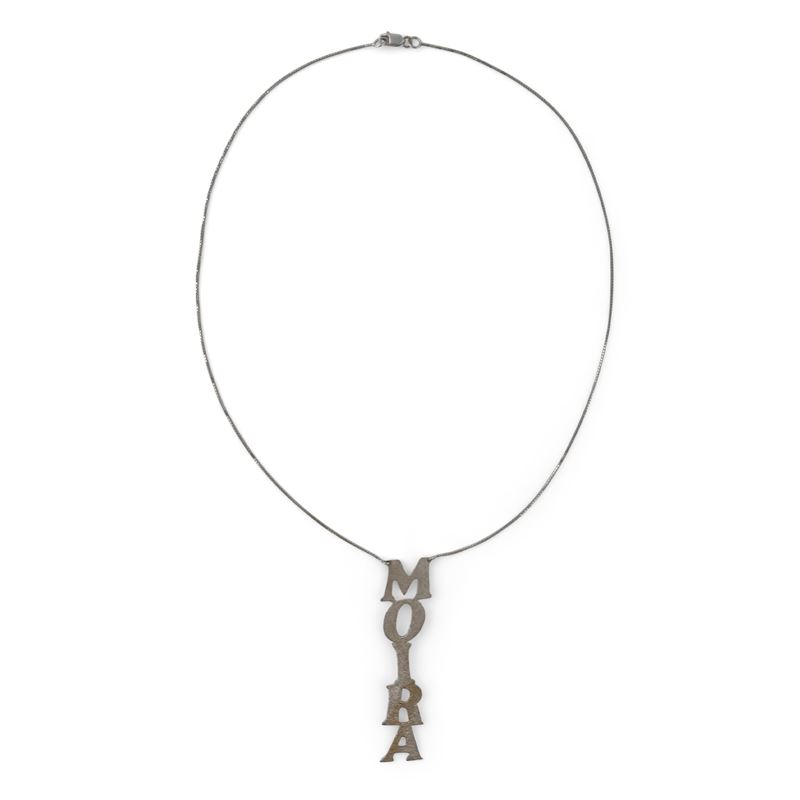 Collier con pendente cesellato con il nome Moira