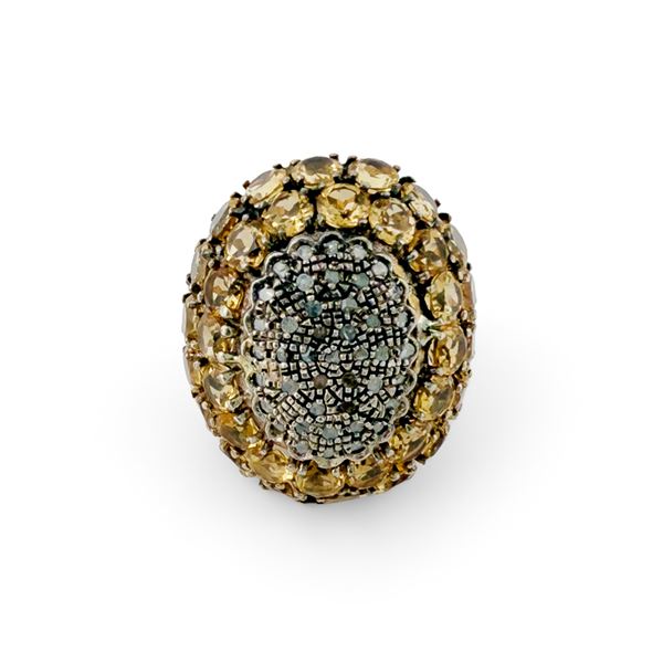 Grande anello con quarzi citrini e vetri