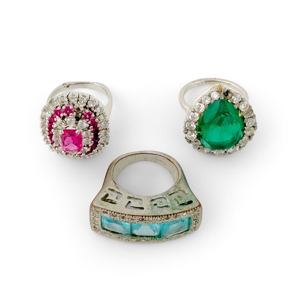 Tre anelli argentati