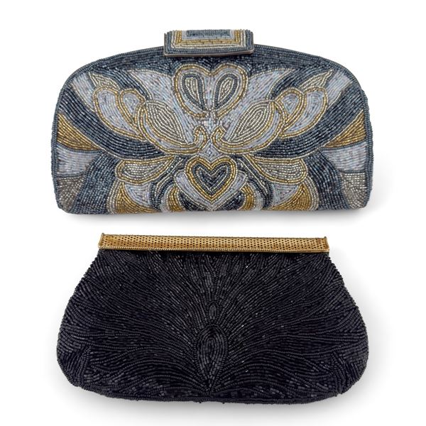 Due clutches decorate da canottiglie di vetro nero e policromo