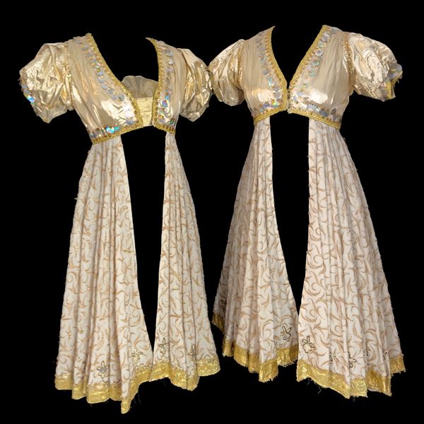 Due redingotes di scena