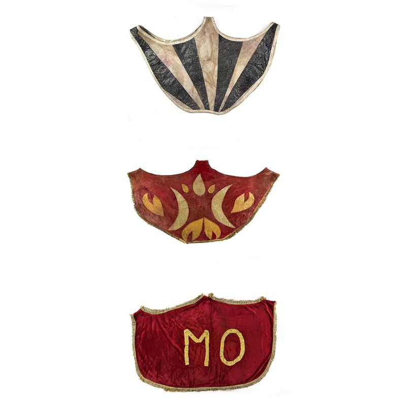 Tre gualdrappe da cammello