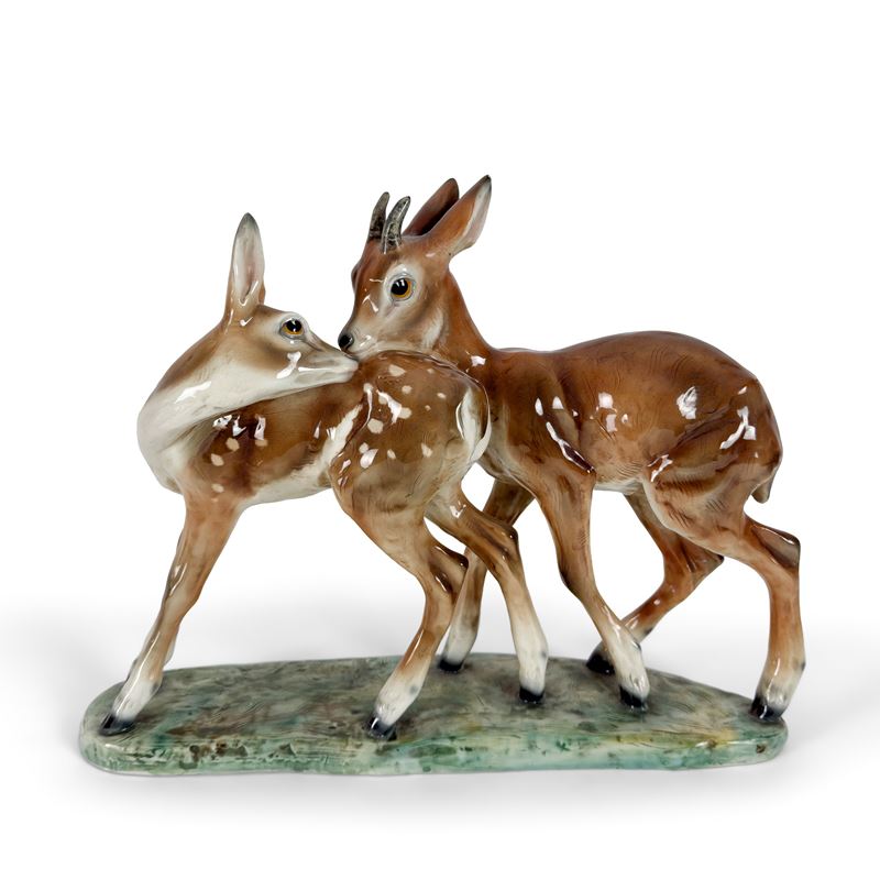Due bambi, gruppo in ceramica policroma, Zaccagnini, anni '30