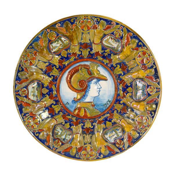 Piatto in maiolica a lustro policromo, Gualdo Tadino, Alfredo Santarelli
