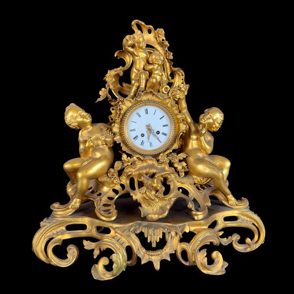 Pendola in bronzo dorato, XIX secolo