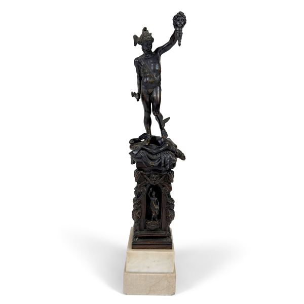 Perseo con la testa della Medusa, bronzo patinato, XIX secolo