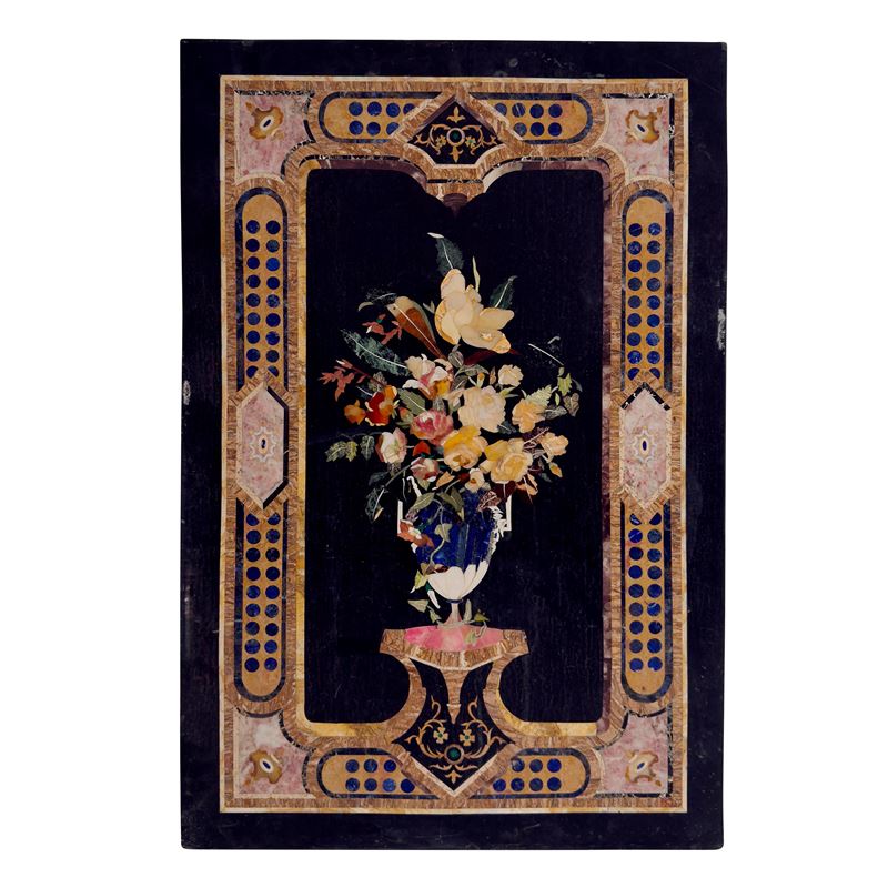 Placca Rettangolare in Marmo Nero Intarsiata in Marmi Policromi e Pietre Dure
