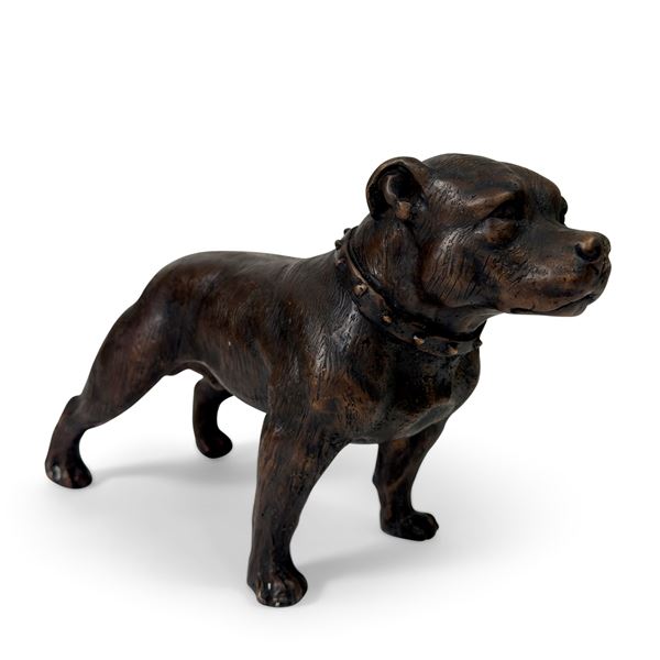 Figura di pitbull in bronzo patinato