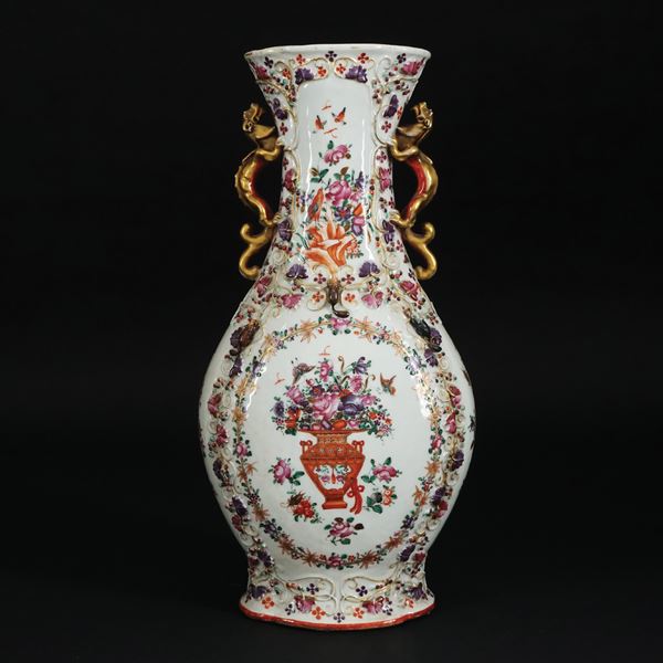 Vaso a tromba in porcellana bianca, Cina