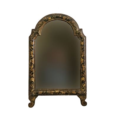 Specchiera in legno laccato, XIX secolo, forma arcuata e decorazioni botaniche