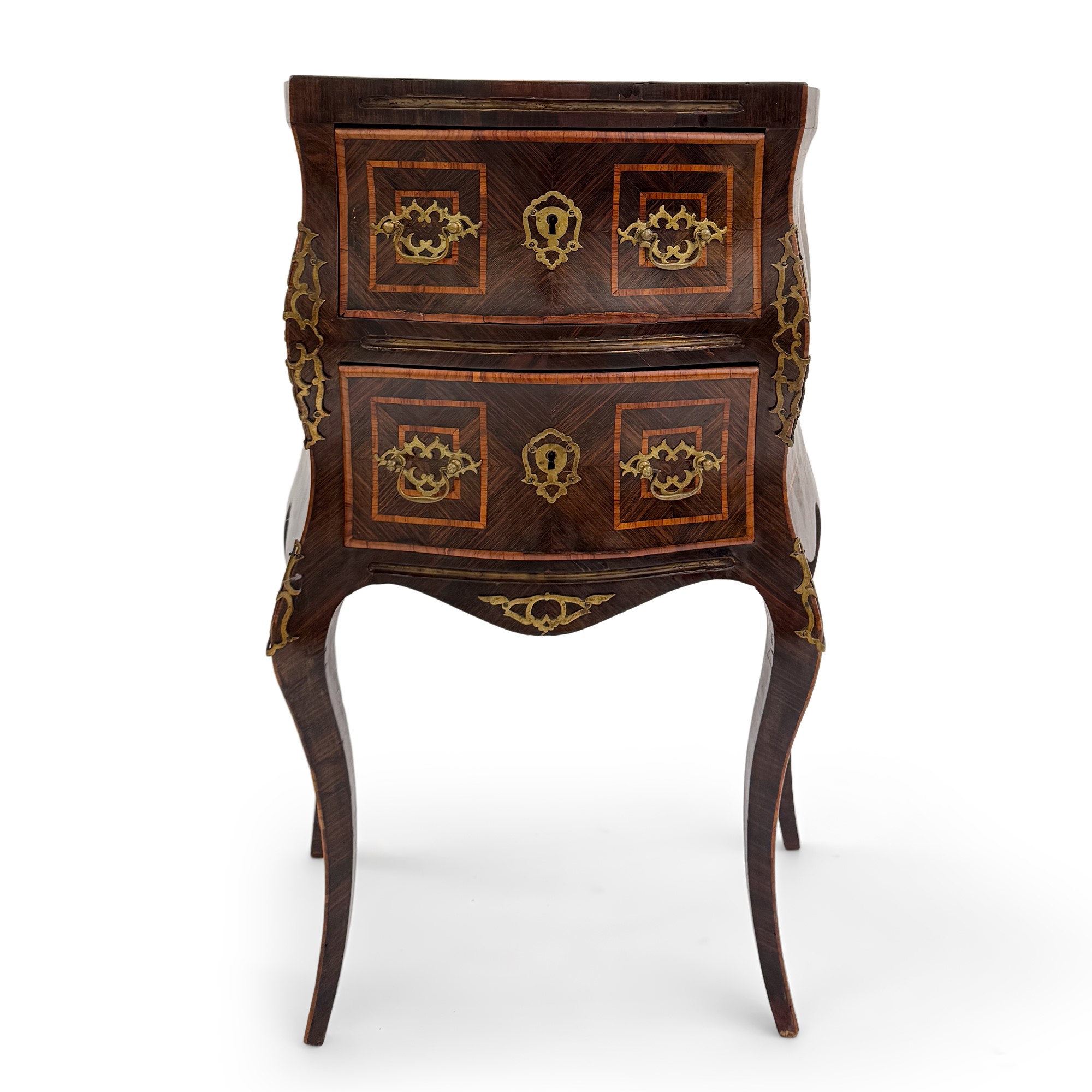 Coppia di eleganti comodini lastronati in bois de violette, Sicilia, XIX secolo