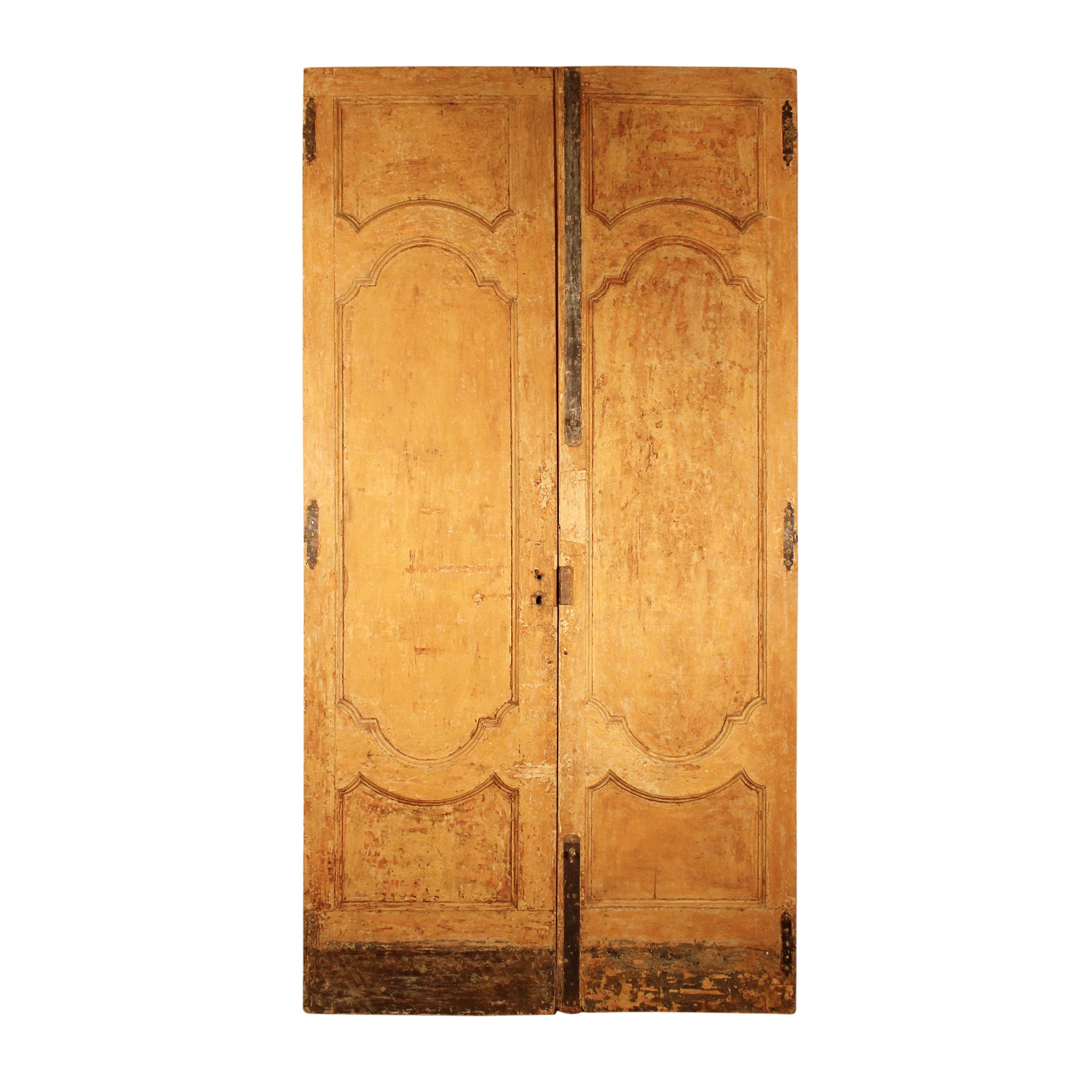 Porta a due ante in legno laccato ocra, Napoli, periodo Luigi XV