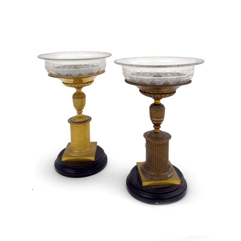 Coppia di alzate in bronzo dorato, Francia, XIX secolo