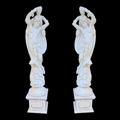 Scultore Ignoto, Coppia di figure allegoriche femminili in marmo bianco con putto alato