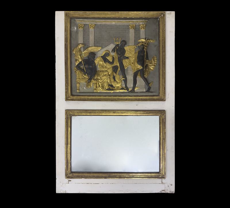 Fondosala in legno laccato bianco con pannello in gesso policromo neoclassico