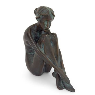 Guido Mariani, Nudo femminile accovacciato in bronzo patinato