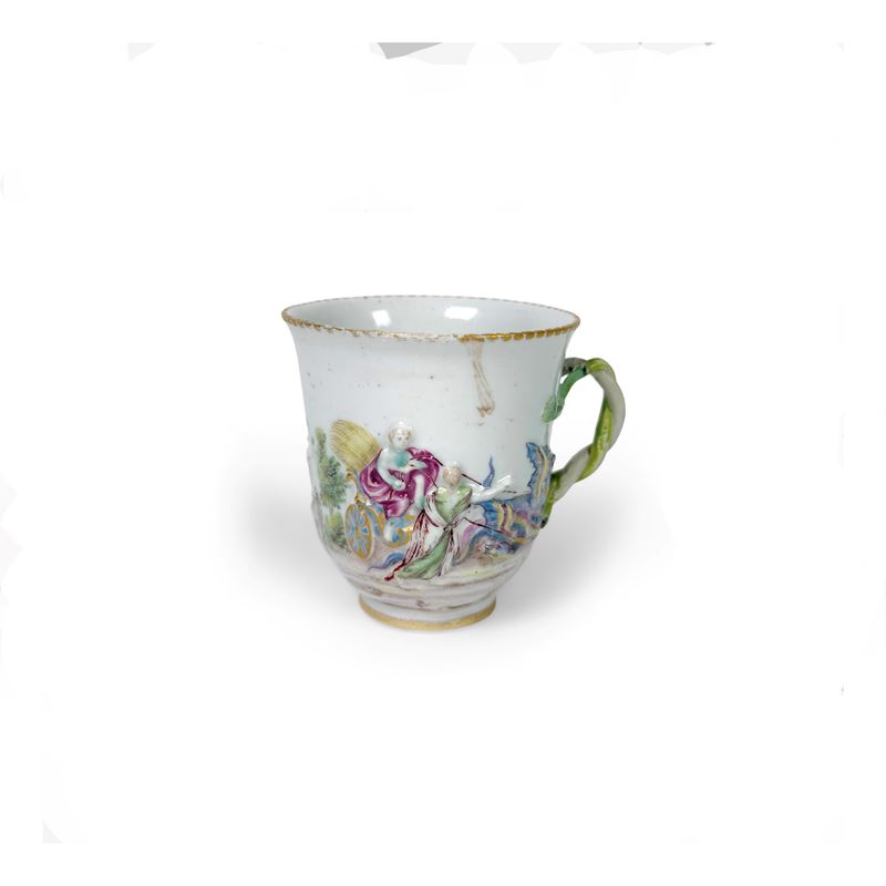 Tazza monoansata in porcellana, Doccia, manifattura Ginori, 1760-1780
