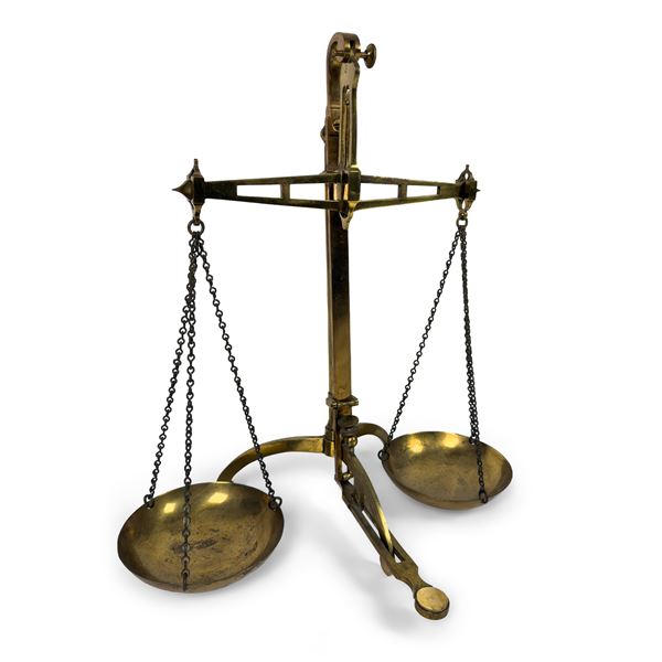 Bilancia in ottone, Londra, Miles&Co.