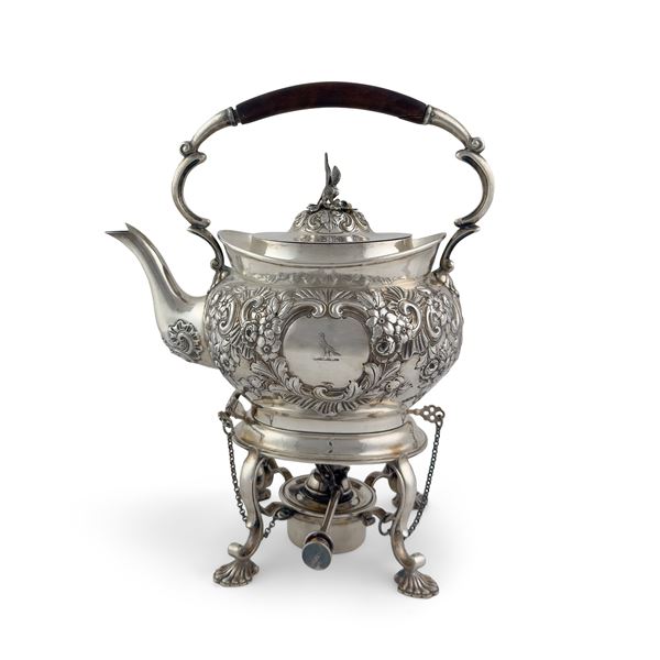 Kettle in argento sterling, Londra, 1911, Goldsmiths&Silversmiths Co.