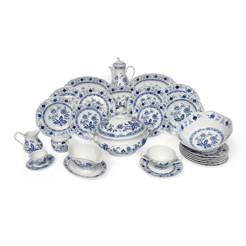 Servizio da tavola in porcellana bianca e blu, Form Marienbad Ingres Weiss