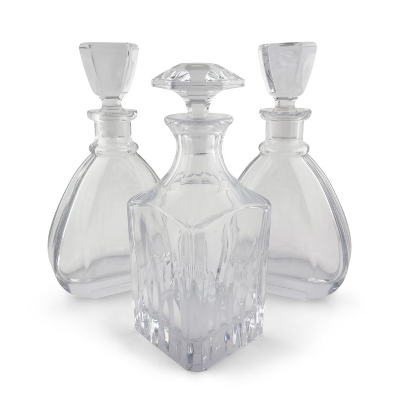 Tre bottiglie da liquore in cristallo, Cristal Bayel