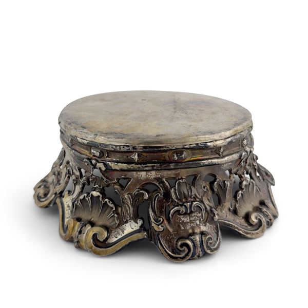 Corona in argento adattata a base, Napoli, XVIII secolo