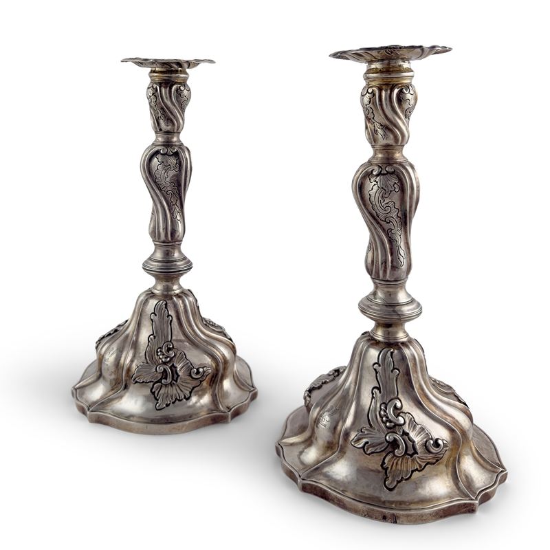 Coppia di candelieri in argento, Genova, 1770