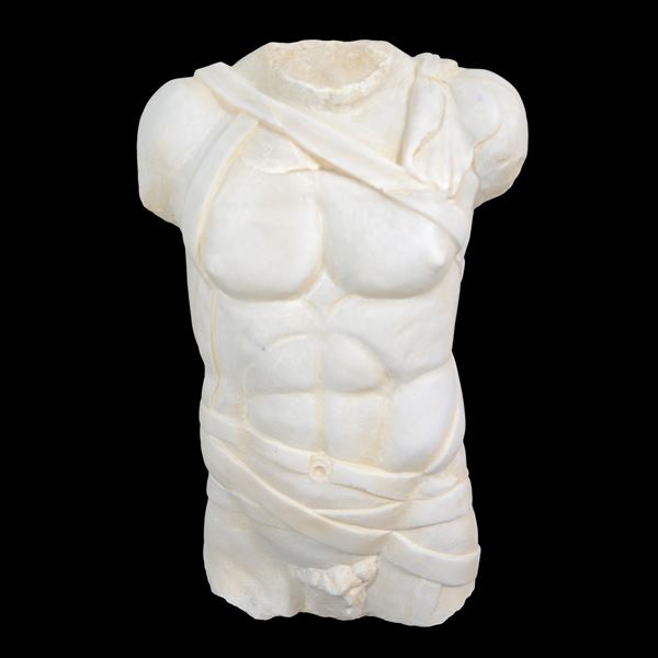 Torso "fasciato" in marmo statuario