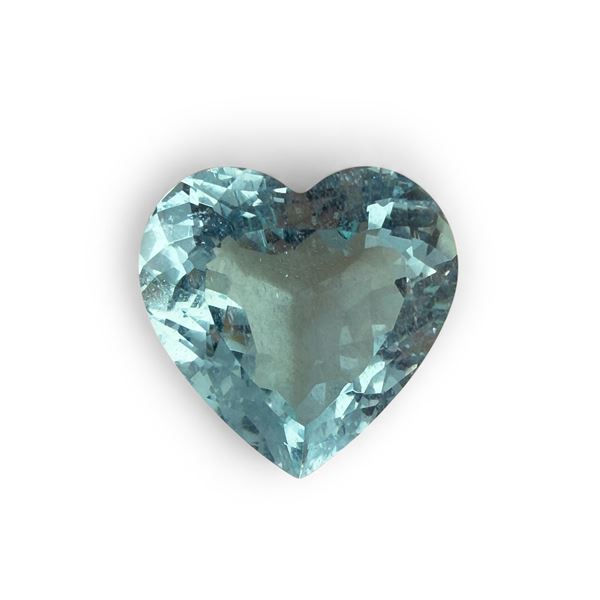 Acquamarina a forma di cuore