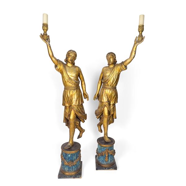 Coppia di sculture in legno dorato a mecca, Italia meridionale, XVIII secolo