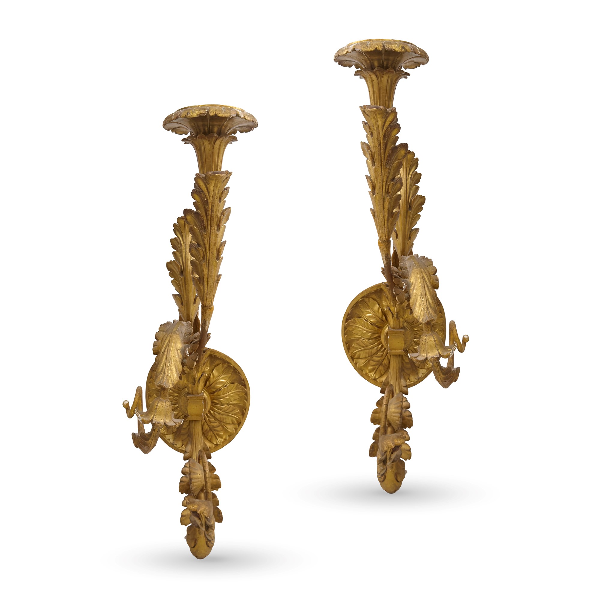 Coppia di torcieri da parete in legno dorato, XIX secolo