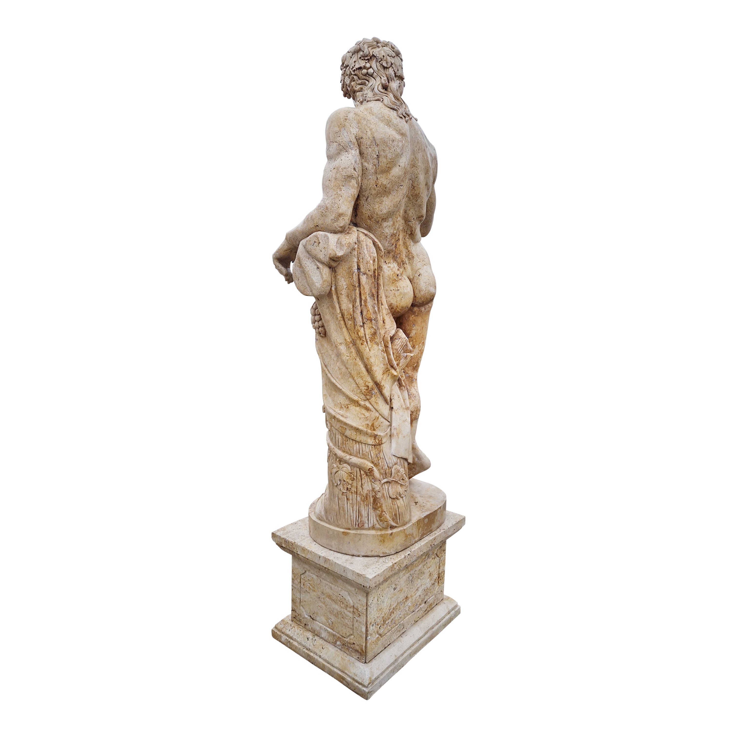 Le Quattro Stagioni, quattro grandi sculture in travertino