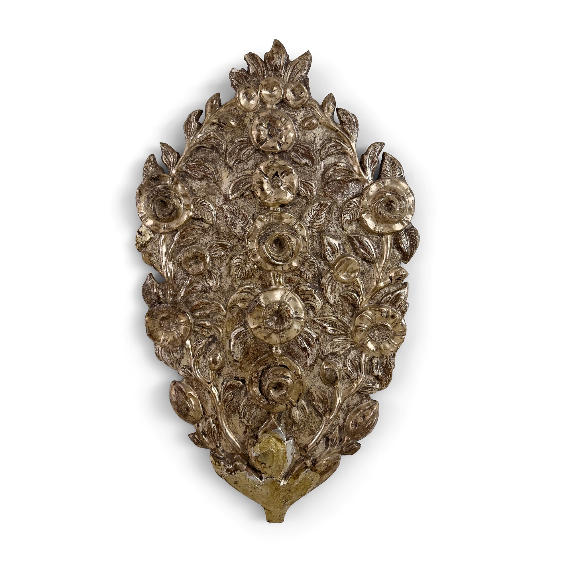 Coppia di portapalme in legno argentato, Napoli, XVIII secolo, scolpiti a fiori e foglie