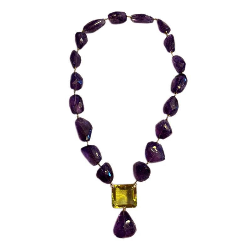 Collana con elementi irregolari in ametista