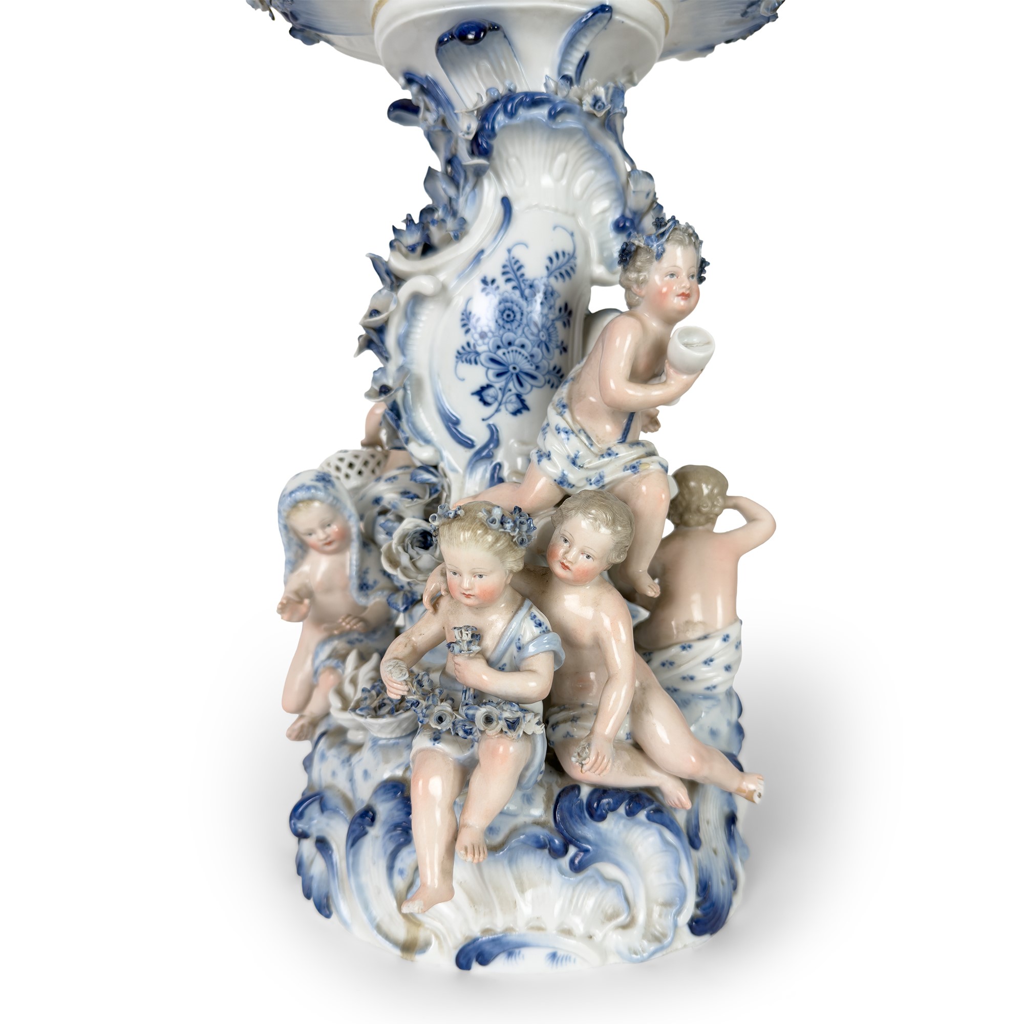 Meissen, Grande alzata ovale in porcellana bianca e blu, XX secolo