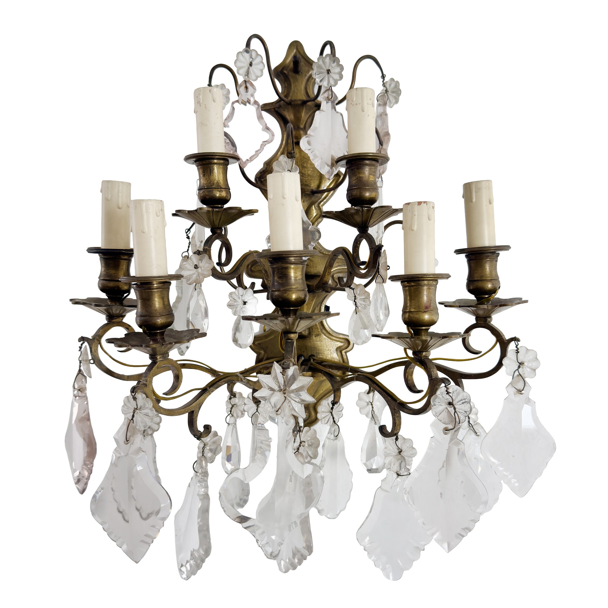 Coppia di appliques in bronzo a sette luci, design raffinato con pendenti in vetro