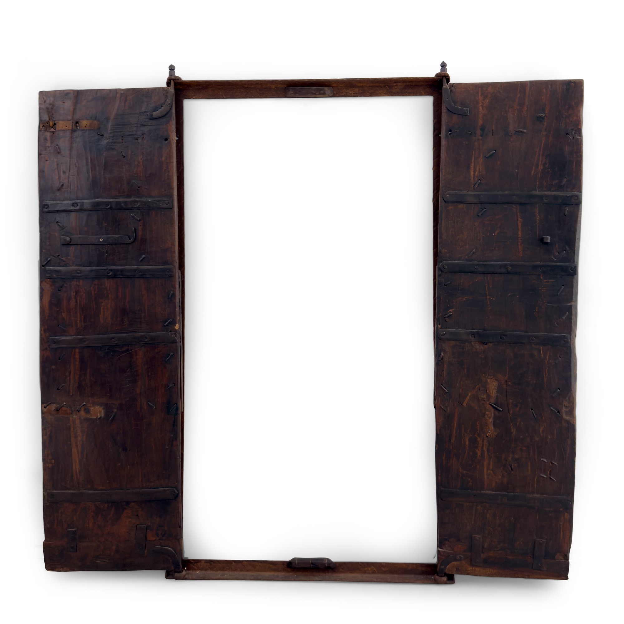 Piccola porta a due ante in legno naturale, manifattura indiana, XIX secolo