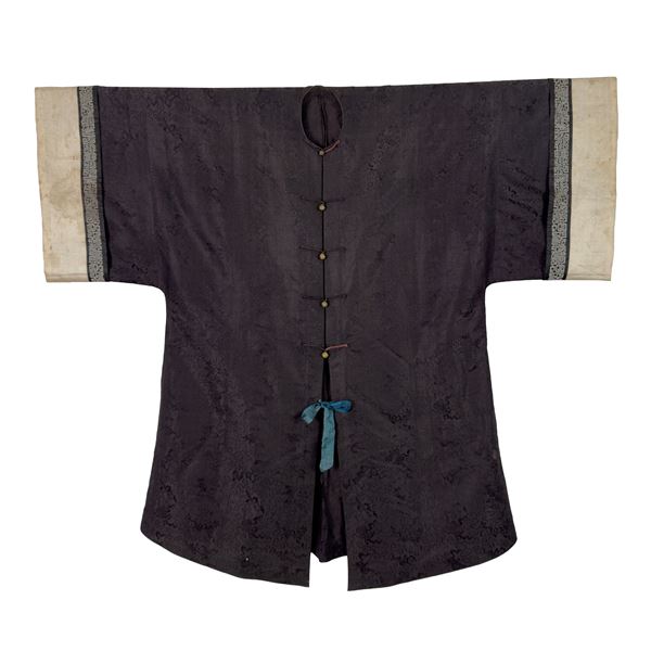 Casacca in seta marrone, Cina