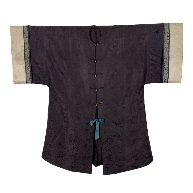 Casacca in seta marrone, Cina