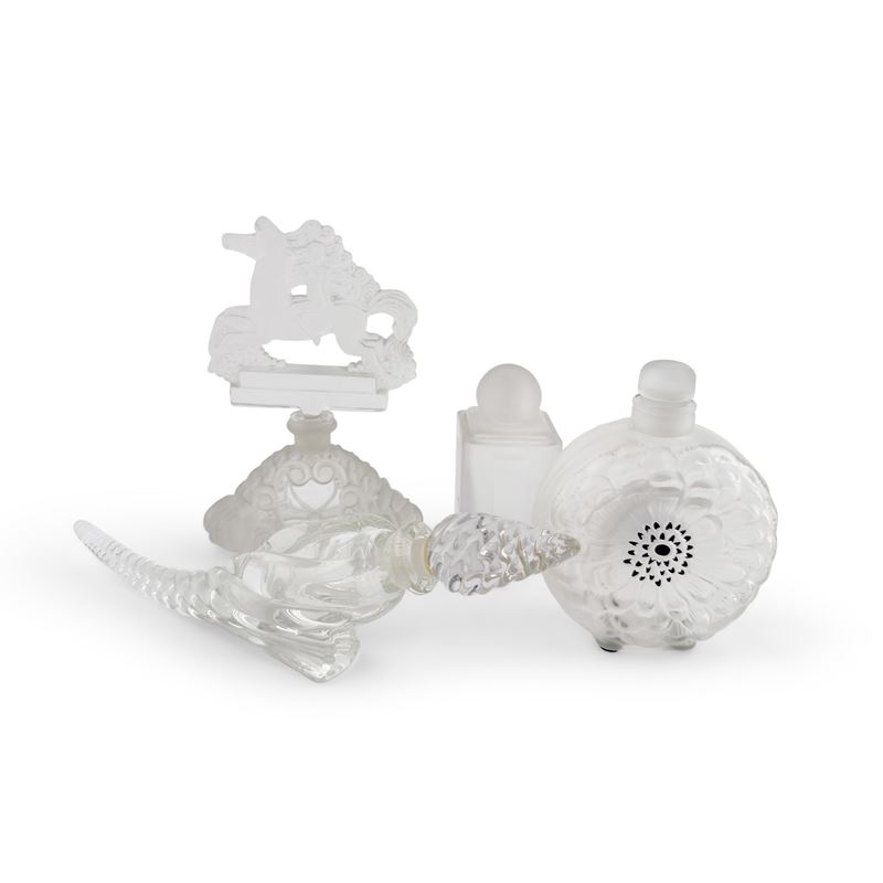 Lalique, Bottiglia da profumo 'Dahlia' in cristallo satinato